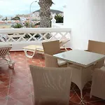 Royal Palm شقة فندقية *